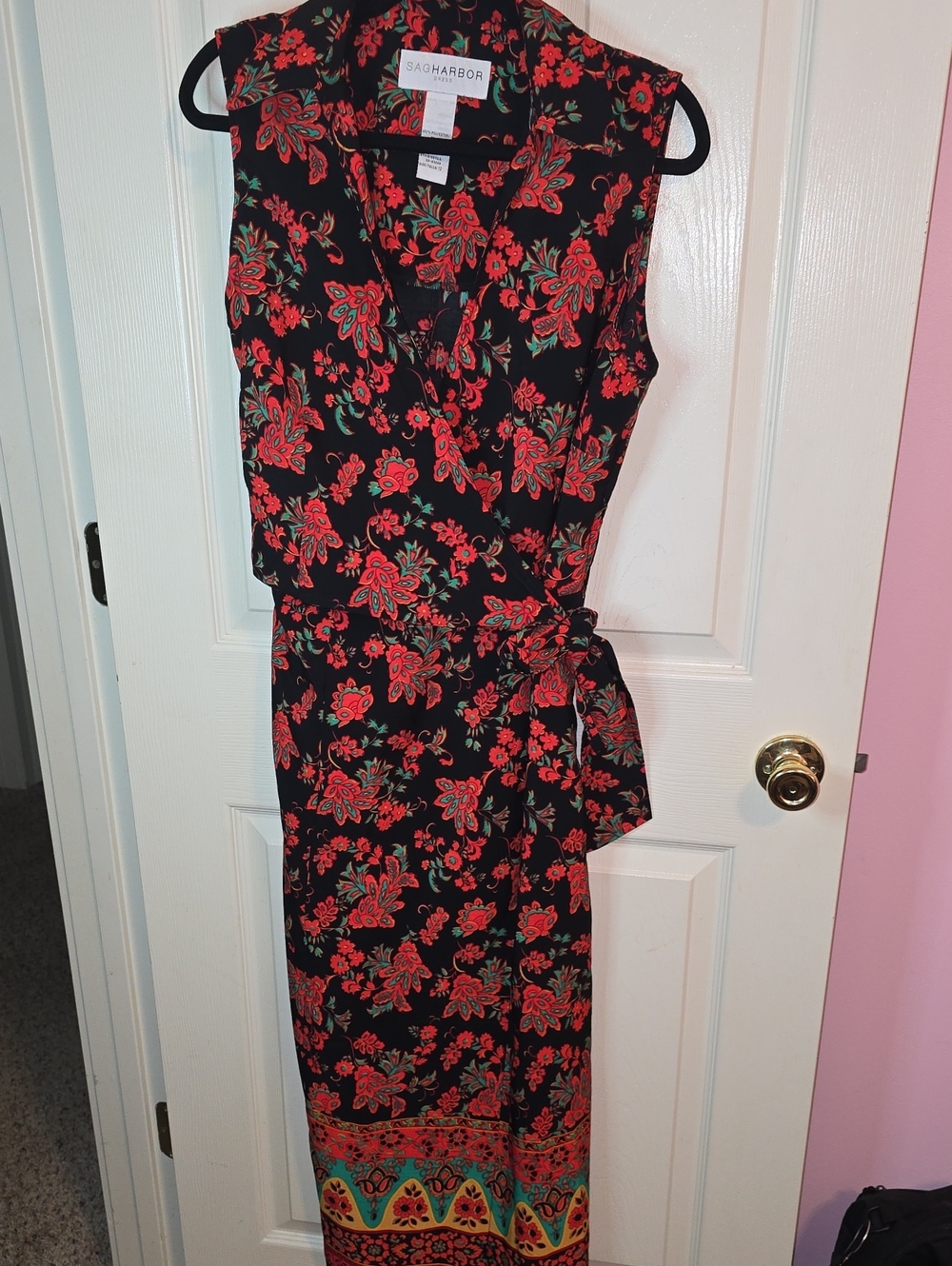 Sag Harbor Black Sleeveless Wrap Dress with Red Floral Print and Green Accents